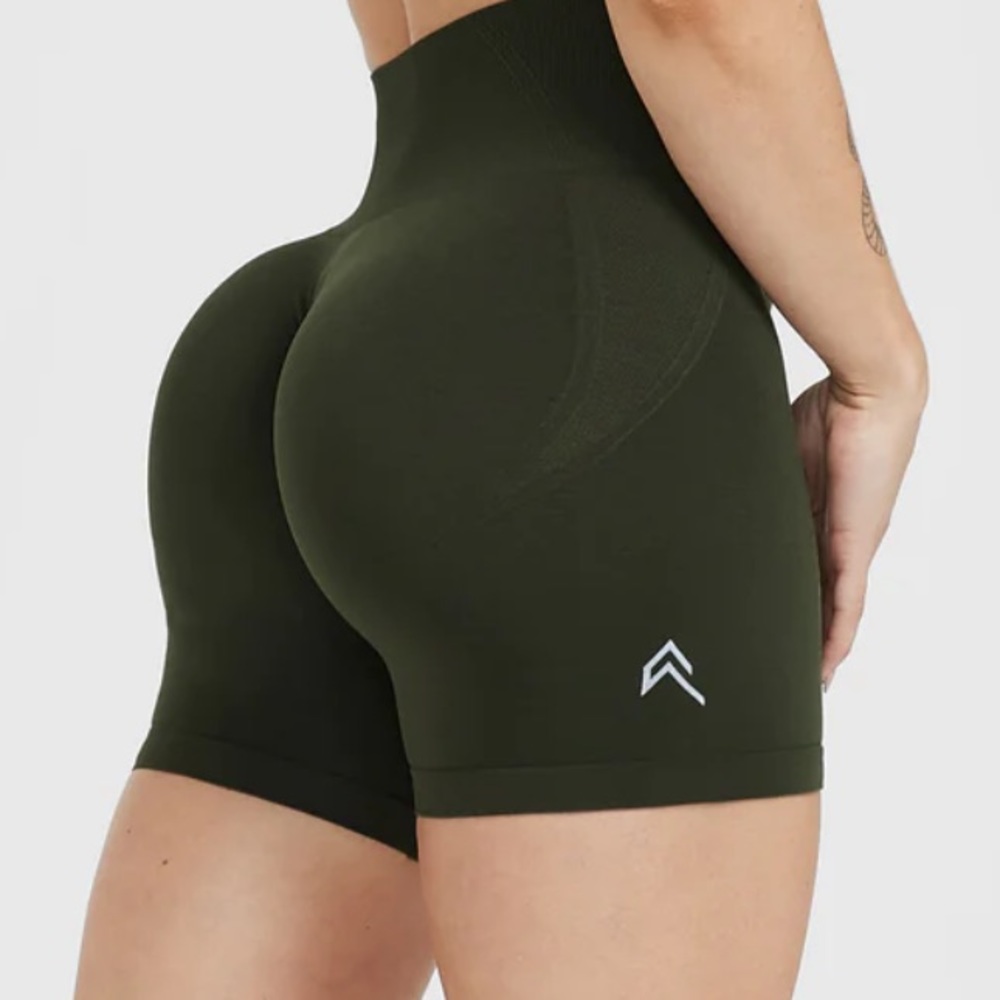 Oner Active Effortless Shorts in Khaki